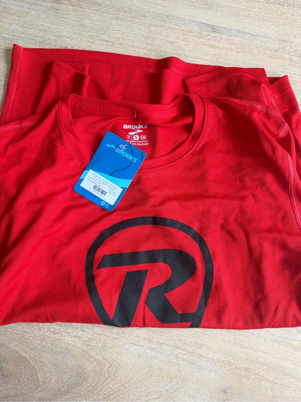 Brooks long sleeve S/M shirt